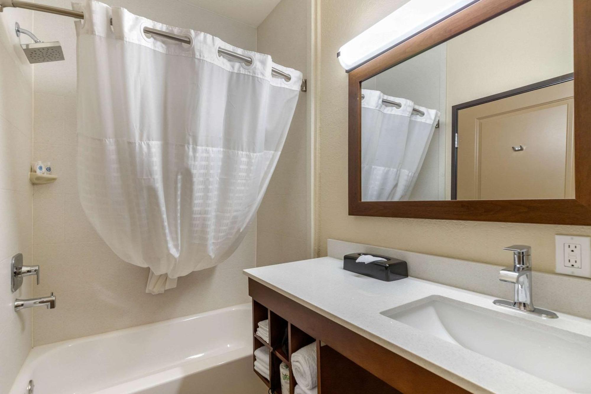Comfort Suites San Antonio Airport North Extérieur photo